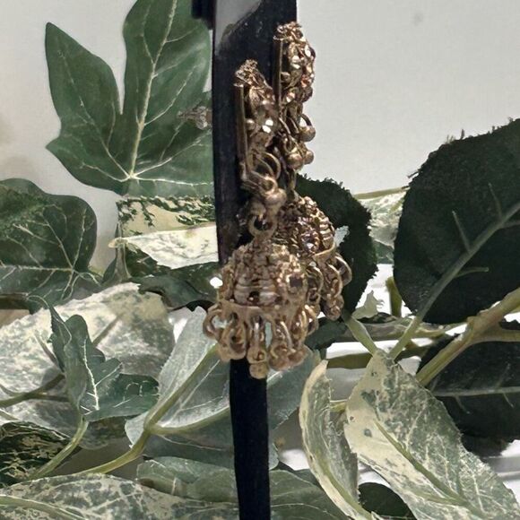 Vintage Indian Jhumka Drop Dangle Earrings Gold-tone Metal Ethnic Pierced - Picture 7 of 7